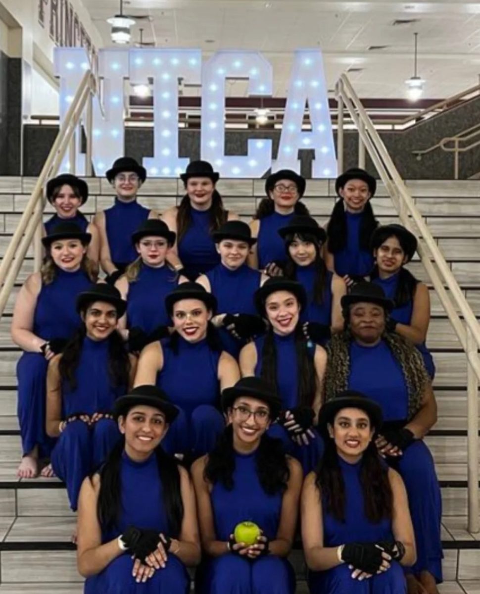 Varsity Colorguard heads to State Championships